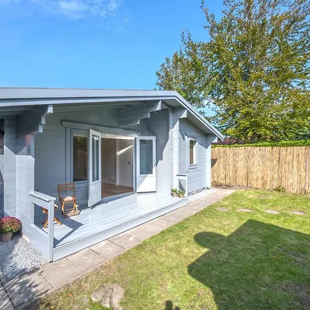 Vrijstaande Woning Met Prive Tuin In Duingebied